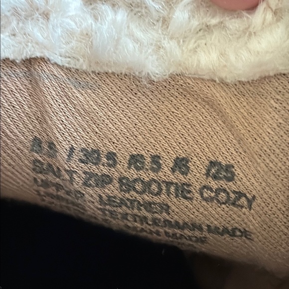 Kenneth Cole Suede Boots - Picture 11 of 11